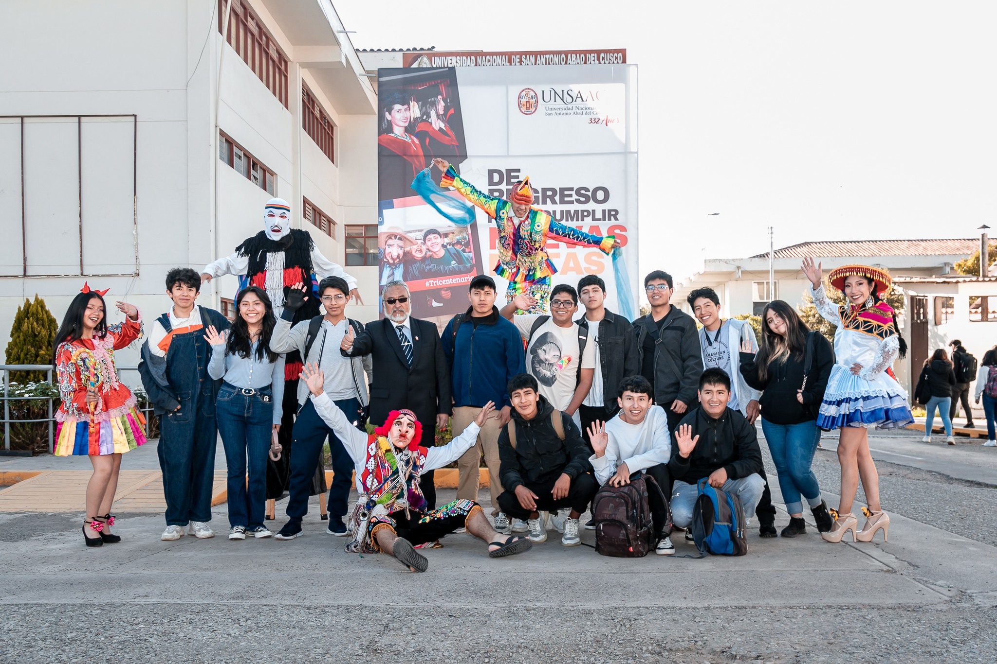 🎓¡Bienvenido estudiante antoniano!🎓 Año Académico 2024