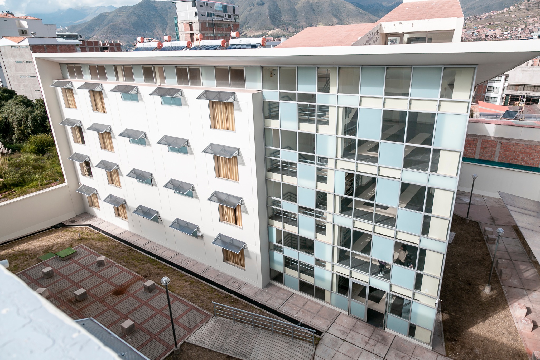 VIVIENDA UNIVERSITARIA EN FUNCIONAMIENTO