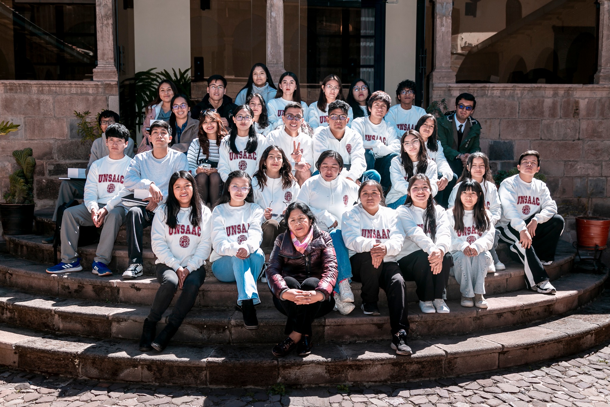ESTUDIANTES DE LA UNSAAC REALIZARÁN MOVILIDAD ACADÉMICA INTERNACIONAL EN MÉXICO Y BRASIL