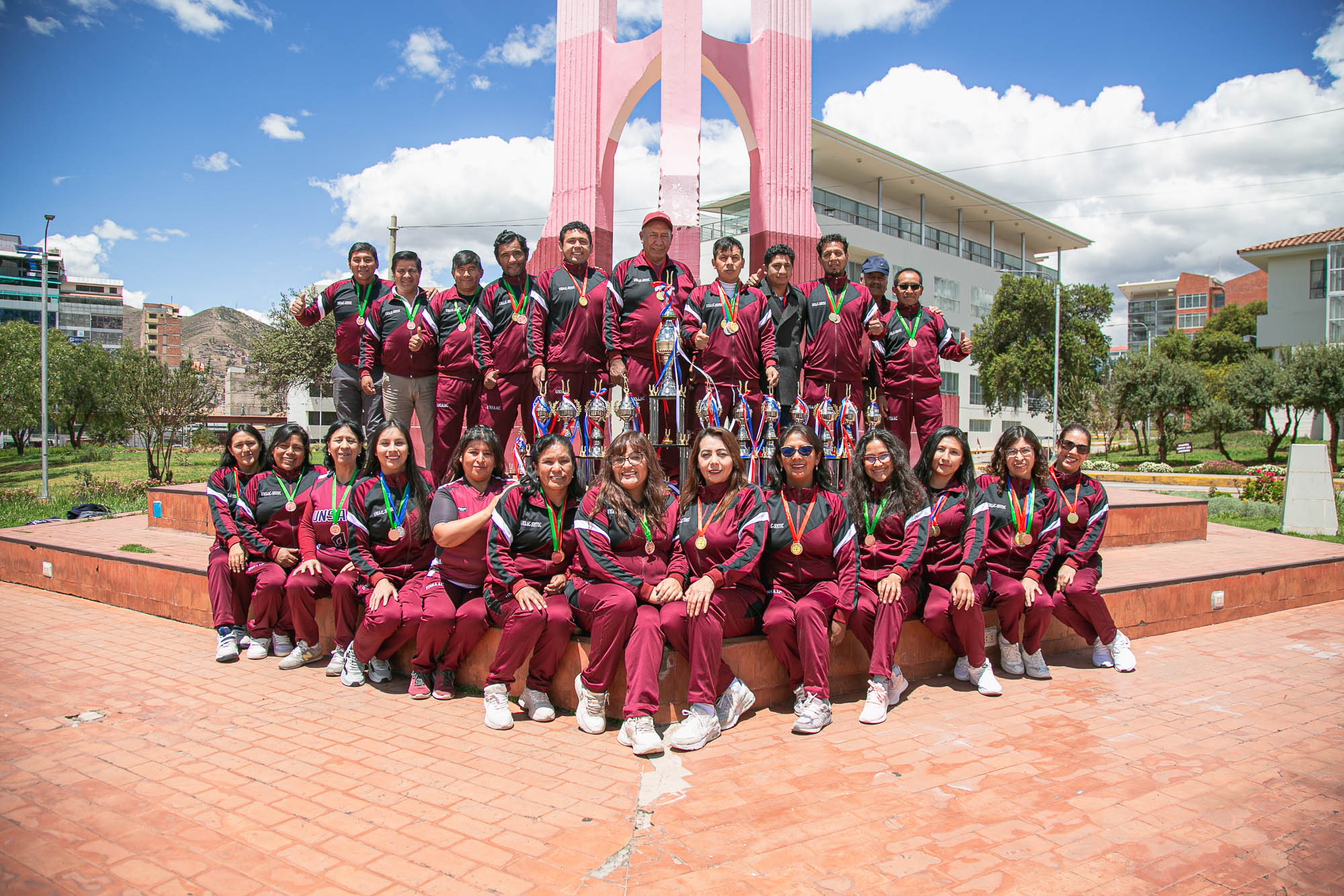 SINTUC reconoce a la Delegación Deportiva de trabajadores administrativos por su destacada participación en los XIV Juegos Deportivos y Florales Ica 2025