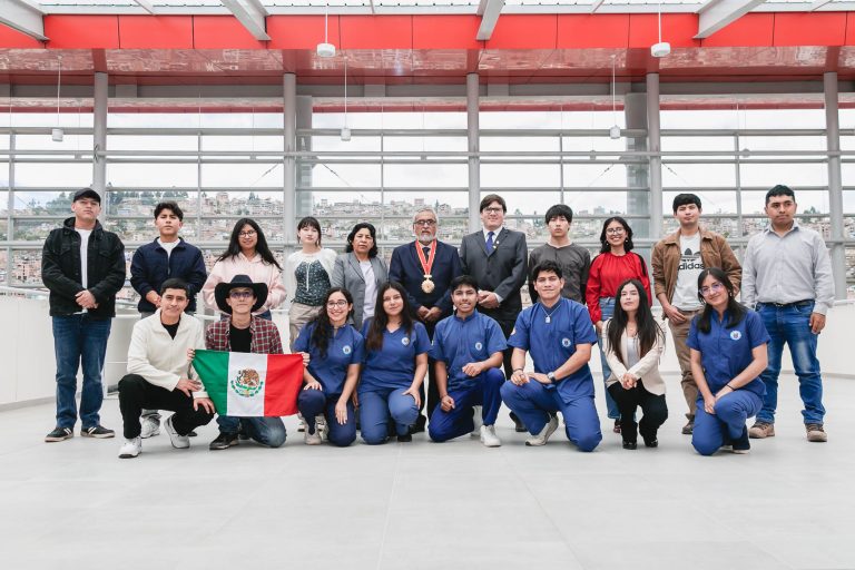 UNSAAC FORTALECE LA COOPERACIÓN INTERNACIONAL CON ESTUDIANTES DE MOVILIDAD ACADÉMICA 2025-II