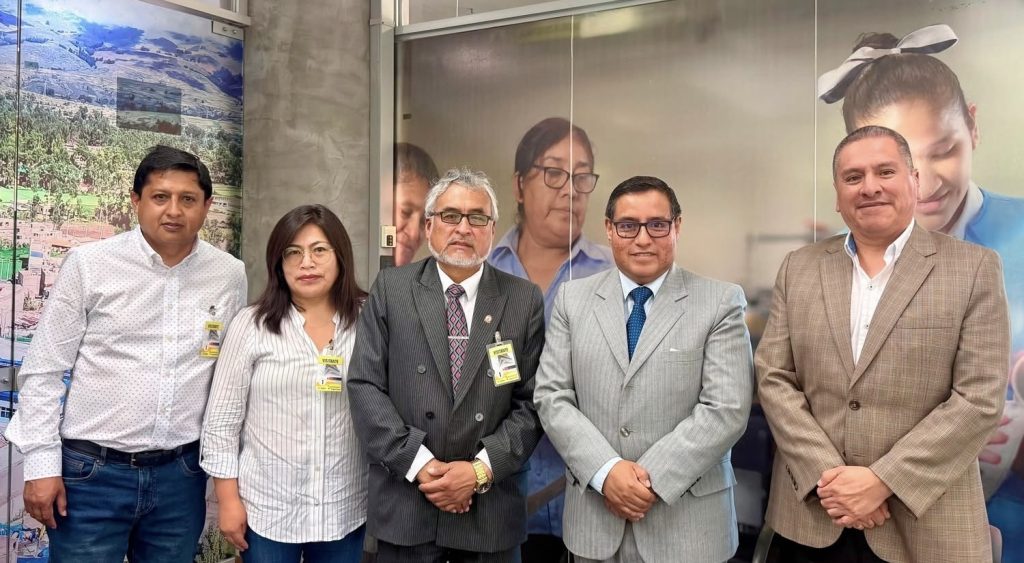 Rector de la UNSAAC y Congresista Luis Ángel Aragón gestionan ante el MEF presupuesto para docentes recién nombrados