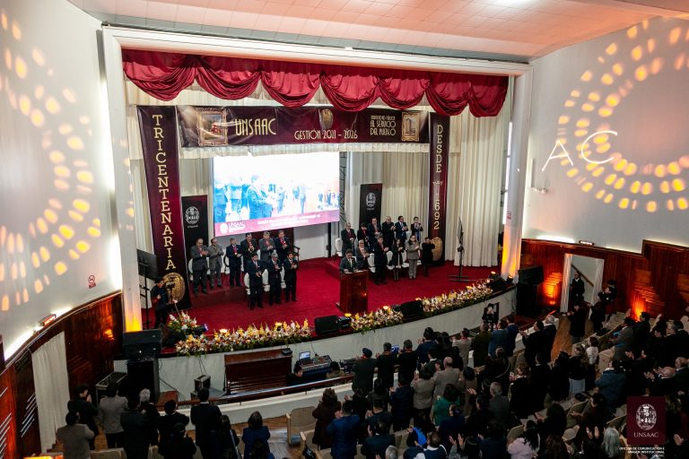 334 AÑOS DE HISTORIA VIVA: LA UNSAAC CELEBRÓ SU TRICENTÉSIMO TRIGÉSIMO CUARTO ANIVERSARIO