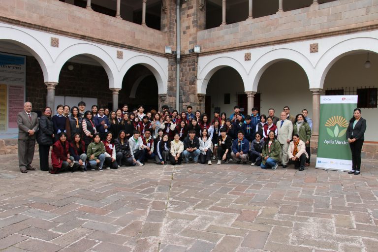 CUSCO Y SEÚL SE UNIERON PARA INNOVAR: ESTUDIANTES DE CUATRO UNIVERSIDADES DESARROLLARON SOLUCIONES PARA EL DESARROLLO SOSTENIBLE EN UNA HACKATHON INTERNACIONAL