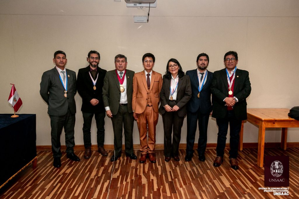 HITO HISTÓRICO EN LA UNSAAC: SE REALIZÓ LA PRIMERA SUSTENTACIÓN DE TESIS EN LA ESCUELA PROFESIONAL DE FILOSOFÍA