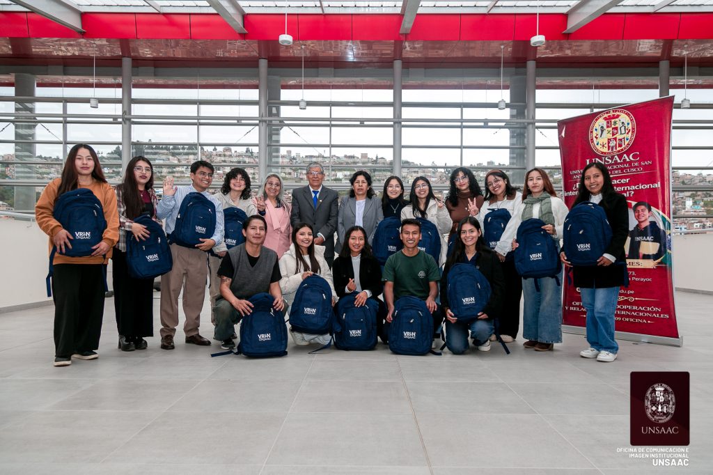 16 ESTUDIANTES DE DIVERSAS UNIVERSIDADES DEL PERÚ REALIZAN UN SEMESTRE DE INTERCAMBIO ACADEMICO EN LA UNSAAC.