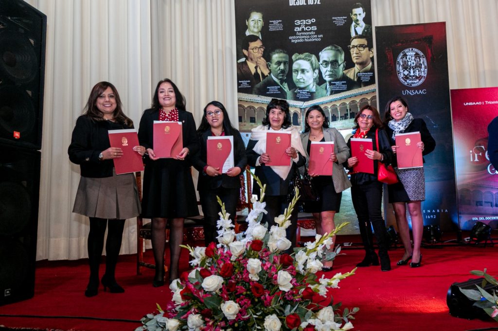 ACTUAL GESTIÓN UNIVERSITARIA LOGRA HABILITACIÓN Y ACTUALIZACIÓN DE CÓDIGOS AIRHSP PARA DOCENTES NOMBRADOS BAJO LA LEY N° 32171