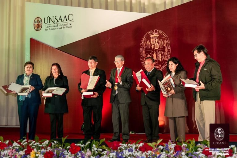 UNSAAC APRUEBA PROMOCIÓN DOCENTE Y ASCENSO DE JEFES DE PRÁCTICA, HACIENDO REALIDAD UNA ESPERADA REIVINDICACIÓN ACADÉMICA